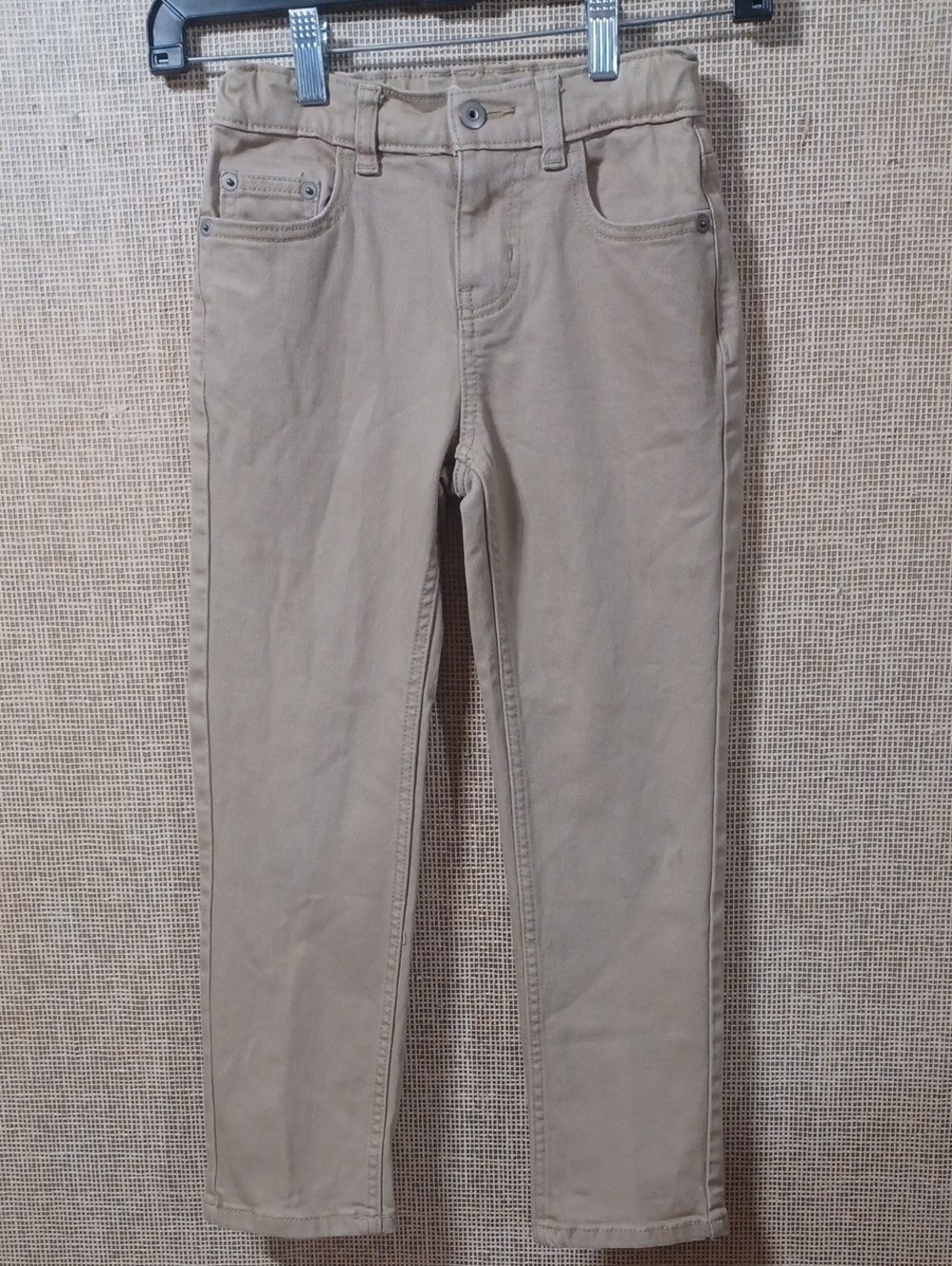 wonder nation Slim Khaki Pants in Tan